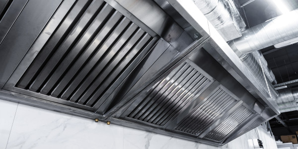 Limpiezas de Conductos de Extracción y Ventilación Olvera · Cocina de Braserías