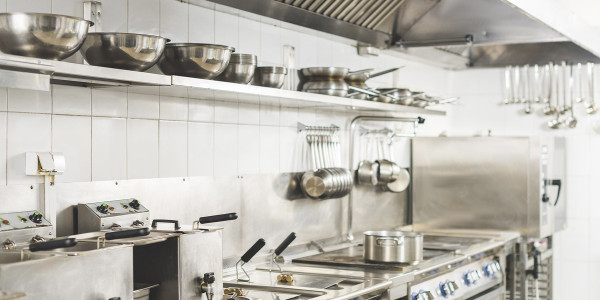 Limpiezas de Conductos de Extracción y Ventilación Rota · Cocina de Chiringuitos