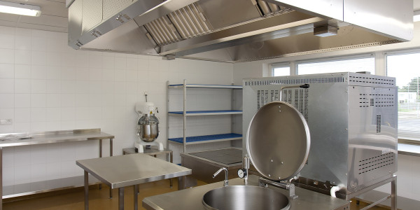 Limpiezas de Conductos de Extracción y Ventilación Villamartín · Cocina de Marisquerías